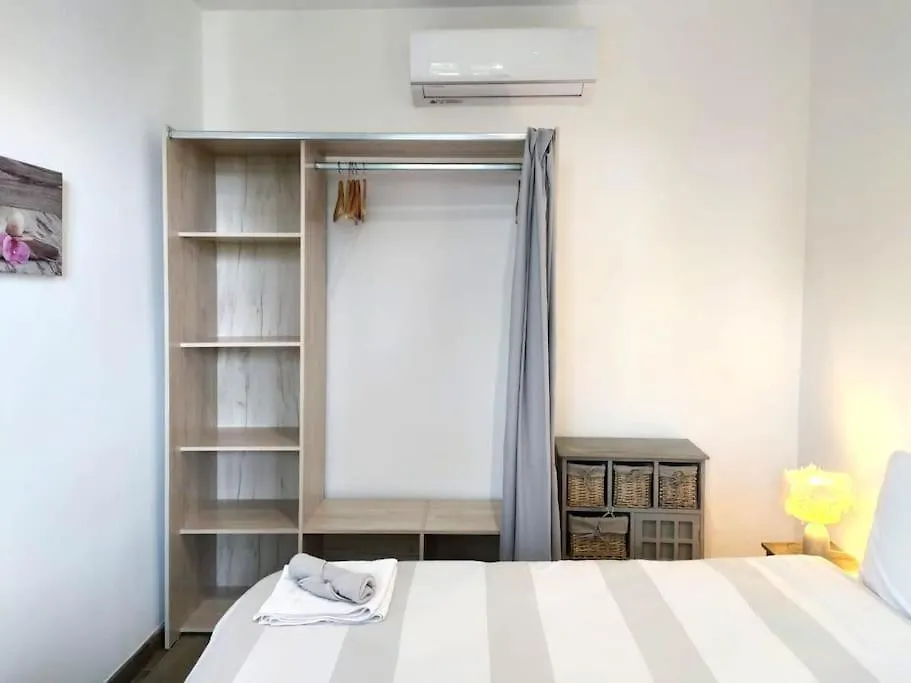 Maison T4 Jardin Parking Clim Villeneuve 0*, Villeneuve-les-Avignon France
